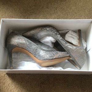 Banana Republic high heels, gray lace, 5.5